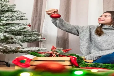 Corporate Gifts with Style – Custom Christmas Baubles as Business Presents