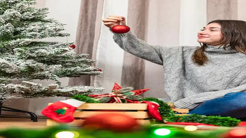 Corporate Gifts with Style – Custom Christmas Baubles as Business Presents